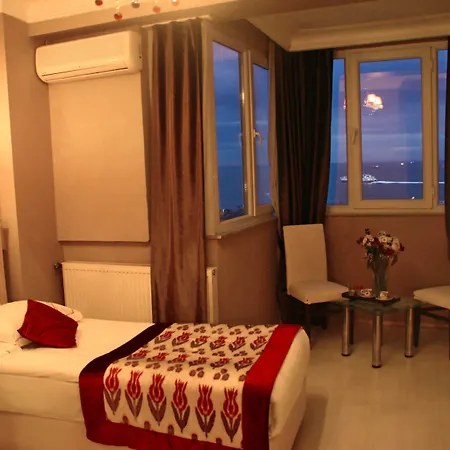 ديفاس سيلفر فندق 3*